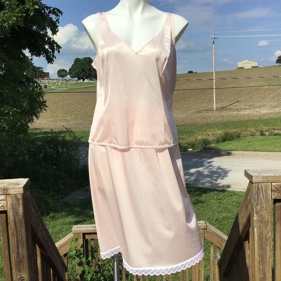 Vintage Pink Camisole Slip Skirt 2-Piece Set - Picture 2 of 9